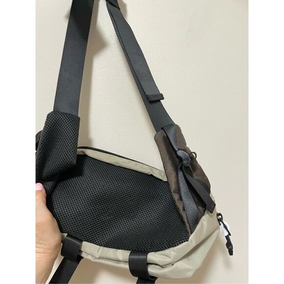 New Urban Outfitters UO Utility Hip Pack - Picture 7 of 8